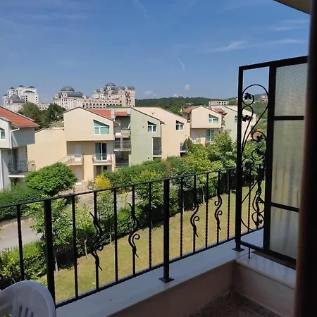 Апартаменти Prestige Private Apartment-studio 46