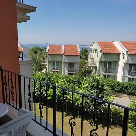 Prestige Private Apartment-studio 46 Свети Влас