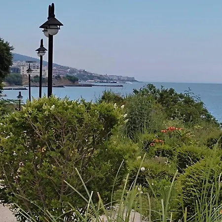 Prestige Private Apartment-studio 46 Апартаменты *