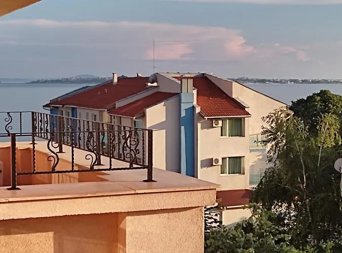 Prestige Private Apartment-studio 46 *